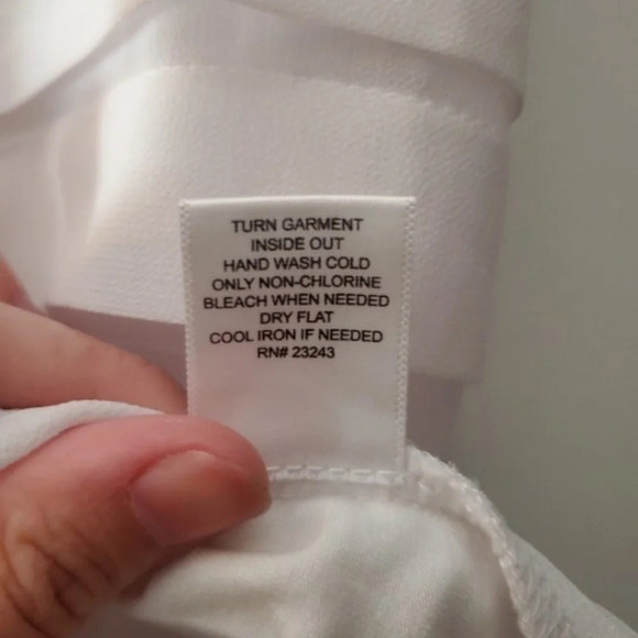 New York & Company White Short Sleeve Scoop Neck XSmall Blouse - Picture 7 of 10